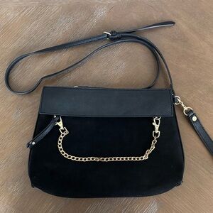 Aldo Black Suede & Faux Leather Crossbody Purse – 12x9” with Gold Chain Detail